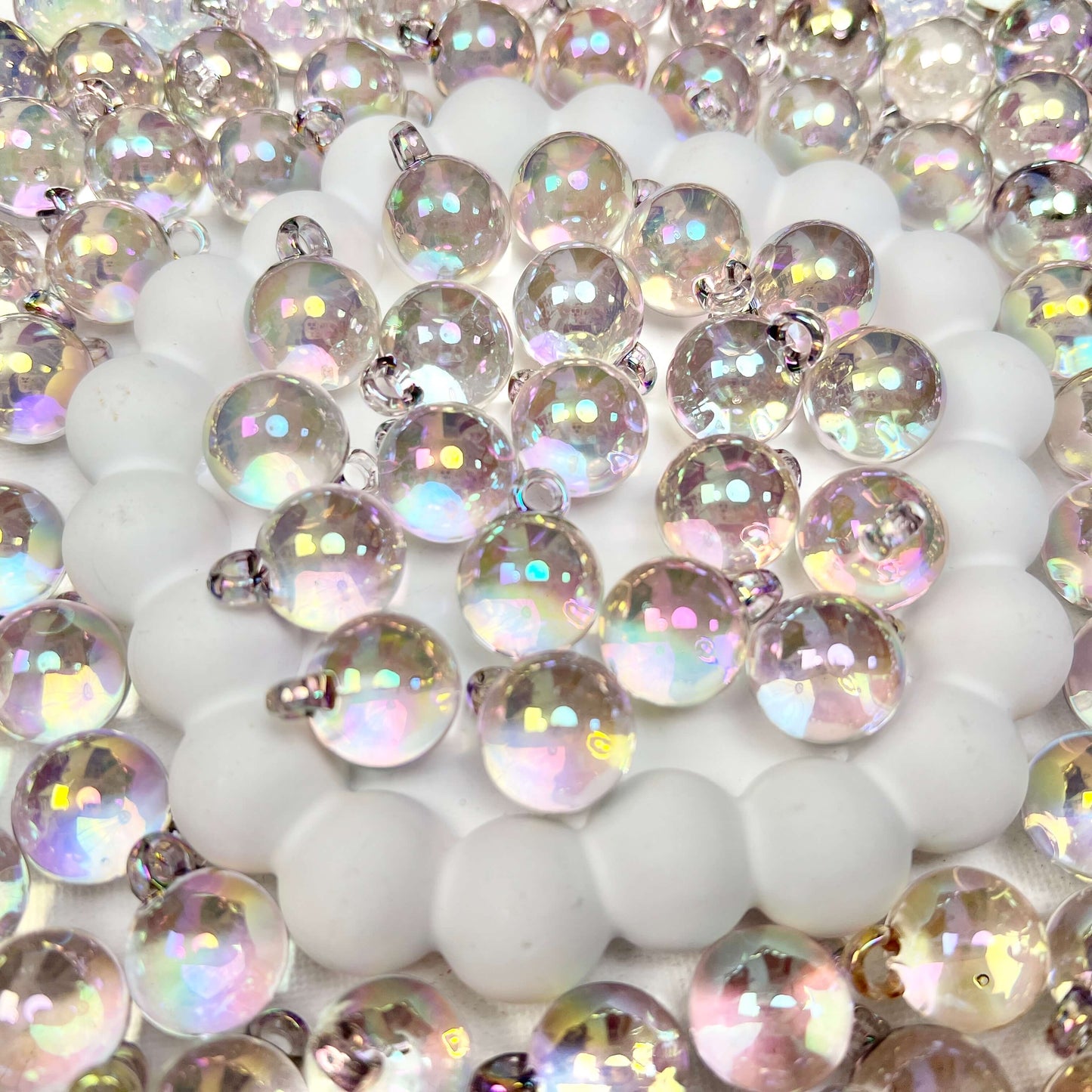 ♥【3.09再入荷】♥ A0001 アクリルかん付きビーズ