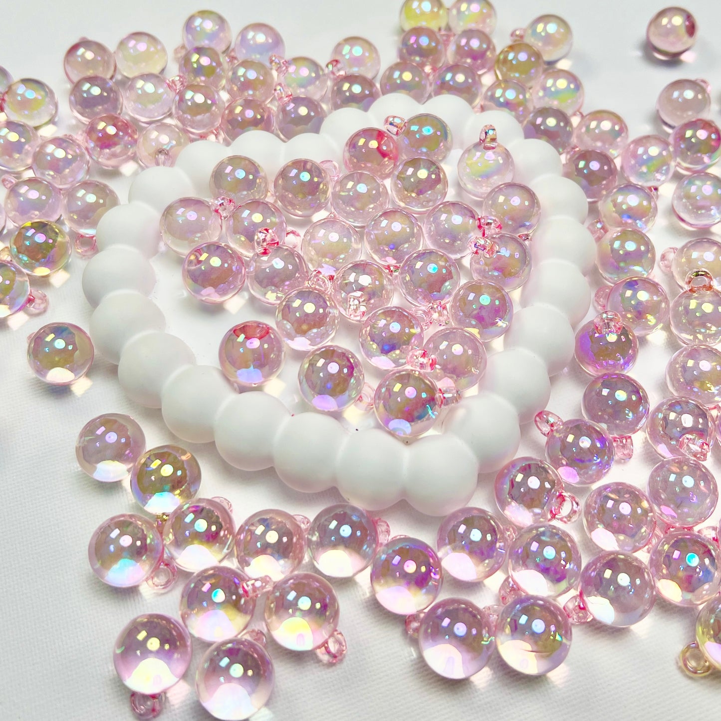 ♥【3.09再入荷】♥ A0001 アクリルかん付きビーズ