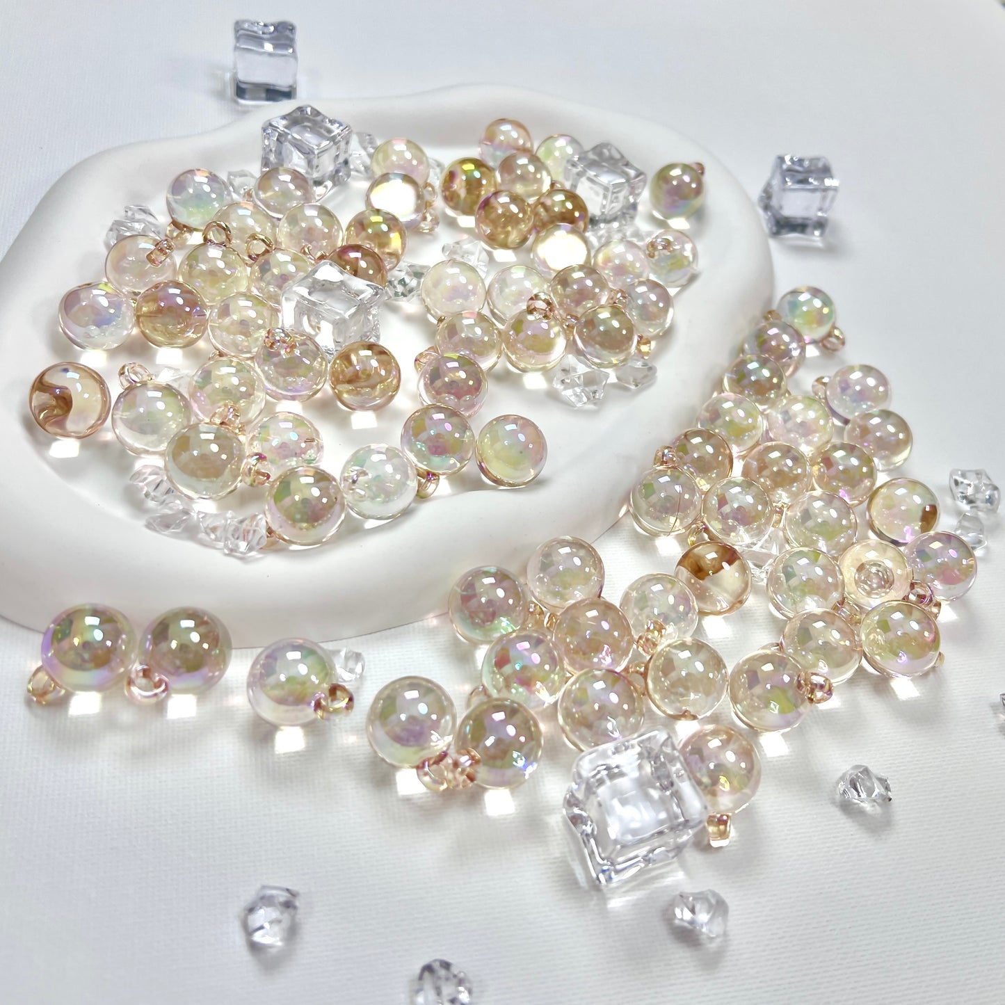 ♥【3.09再入荷】♥ A0001 アクリルかん付きビーズ