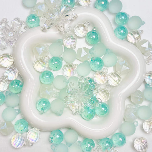 ♥【4.19新作20%OFF】♥ A0165 クリアミントソーダ 夜光 5種類カンツキ 16mmビーズ ミックス